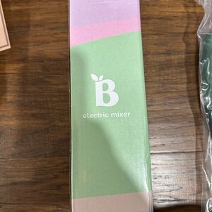 Bloom electric hand mixer